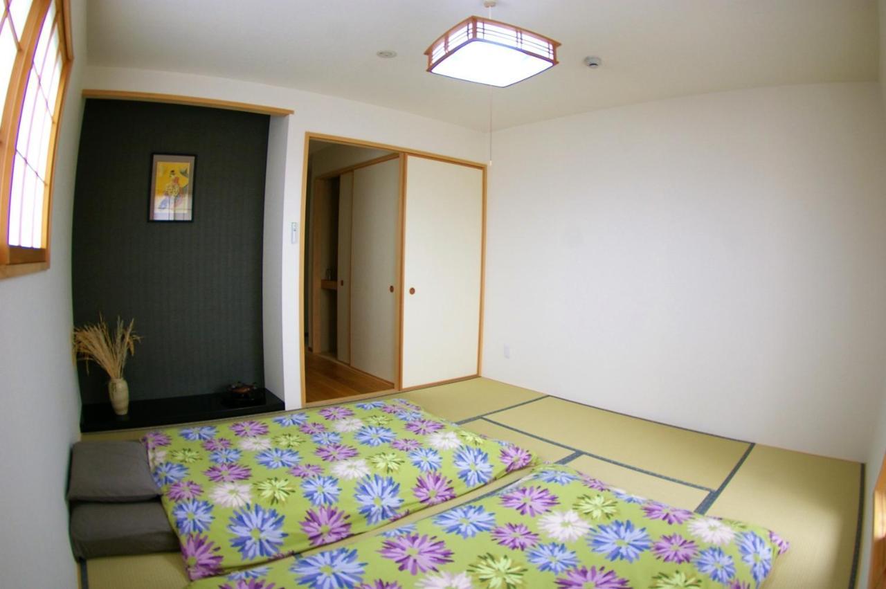 Vegan Minshuku Sanbiki Neko Hotel เกียวโต ภายนอก รูปภาพ